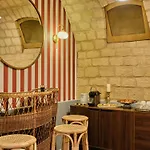 Hotel Mercure Notre Dame Saint Germain Des Pres