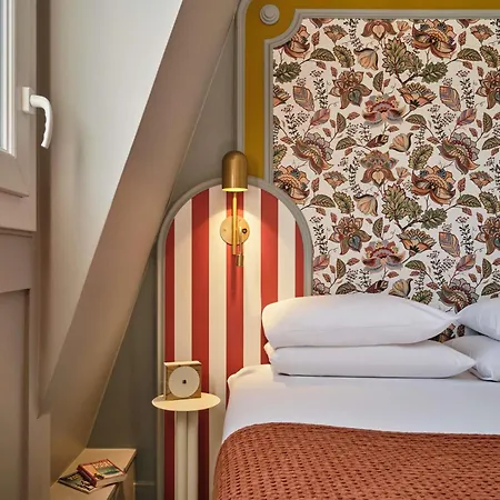 Szálloda Mercure Notre Dame Saint Germain Des Pres 4*