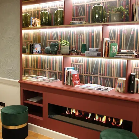 머큐어 노트르담 생 제르맹 데 프레 호텔 4*