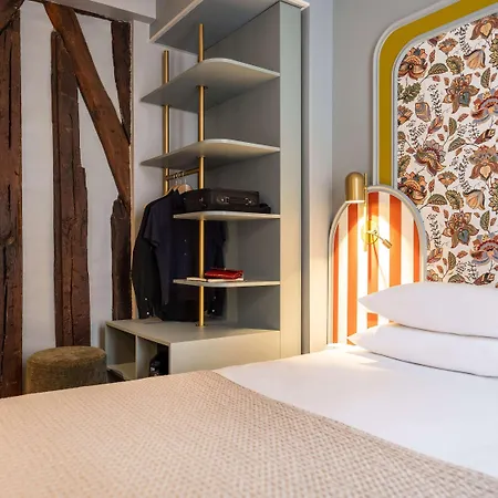 머큐어 노트르담 생 제르맹 데 프레 4*