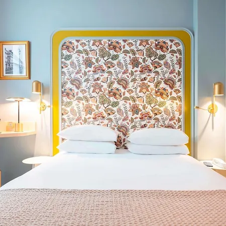 Mercure Notre Dame Saint Germain Des Pres Szálloda 4*