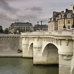 Mercure Notre Dame Saint Germain Des Prés